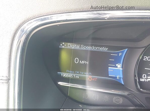 5LMJJ2JT5HEL00758 2017 LINCOLN NAVIGATOR Черный 