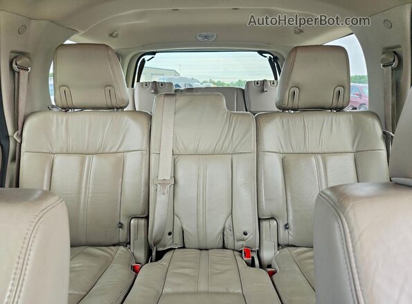 5LMJJ2JT8GEL03720 2016 LINCOLN NAVIGATOR Белый Вид задних сидений