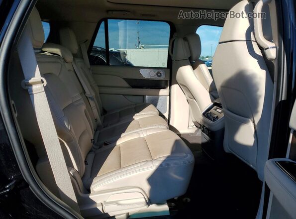 5LMJJ2KT1LEL21131 2020 LINCOLN NAVIGATOR Black Rear interior view