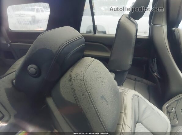 5LMJJ2KTXLEL09625 2020 LINCOLN NAVIGATOR Black Вид наклейки з VIN-кодом