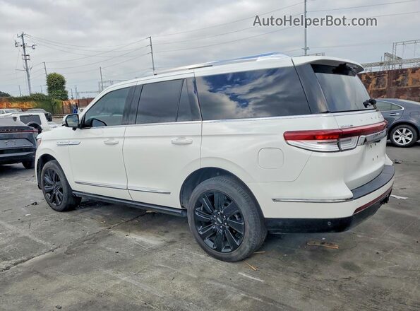 5LMJJ2LG2REL13016 2024 LINCOLN NAVIGATOR White უკანა მარცხენა