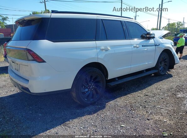 5LMJJ2LGXSEL01265 2025 LINCOLN NAVIGATOR White Rear right