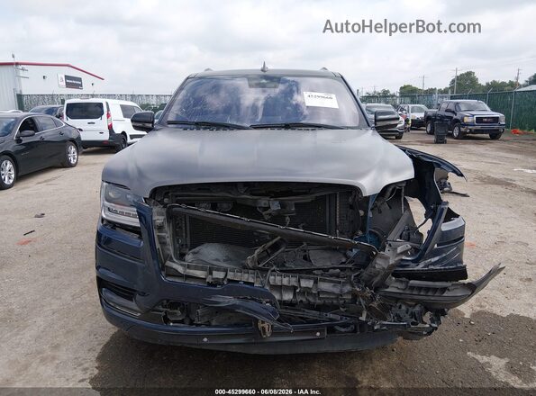 5LMJJ2LTXKEL25398 2019 LINCOLN NAVIGATOR Синий Вид задней части салона