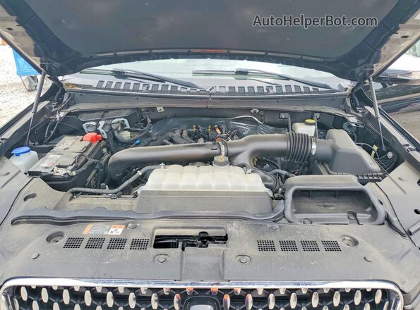 5LMJJ2TG4REL12563 2024 LINCOLN NAVIGATOR Black ძრავის განყოფილების ხედი