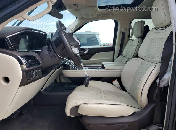 5LMJJ2TG6REL19658 2024 LINCOLN NAVIGATOR Black Вид салону спереду