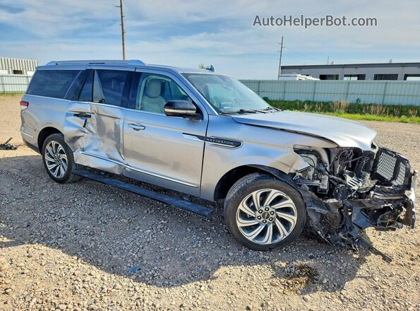 5LMJJ3LG0REL02831 2024 LINCOLN NAVIGATOR Silver Front right