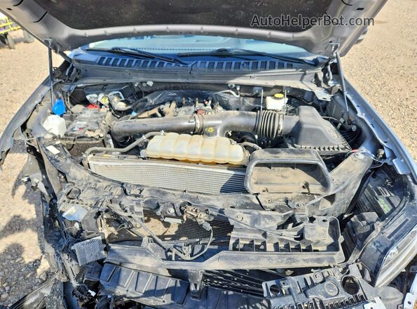 5LMJJ3LG0REL02831 2024 LINCOLN NAVIGATOR Silver Engine compartment view