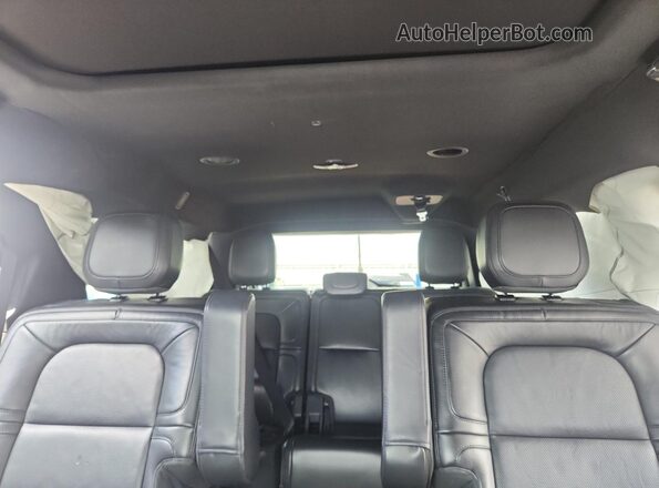 5LMJJ3LG1PEL12779 2023 LINCOLN NAVIGATOR Black Vista de los asientos traseros