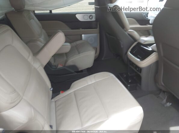 5LMJJ3LG1REL10453 2024 LINCOLN NAVIGATOR Black Vista de la etiqueta del VIN