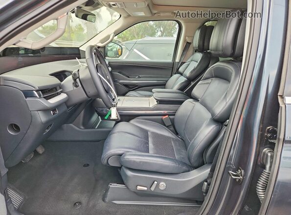 5LMJJ3LG6SEL06176 2025 LINCOLN NAVIGATOR Blue Вид салону спереду