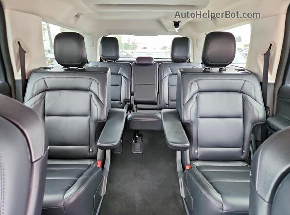 5LMJJ3LG6SEL06176 2025 LINCOLN NAVIGATOR Blue Вид задніх сидінь