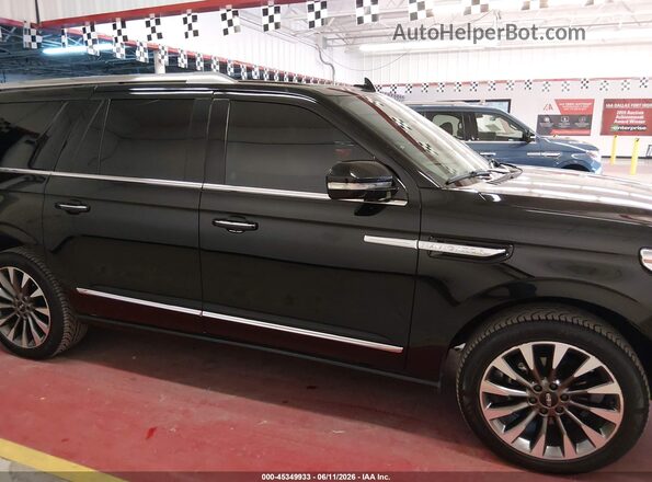 5LMJJ3LT1MEL03041 2021 LINCOLN NAVIGATOR Black Rear interior view