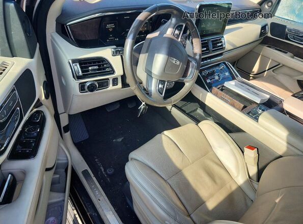 5LMJJ3LT5KEL20261 2019 LINCOLN NAVIGATOR Black წინა პანელის ხედი
