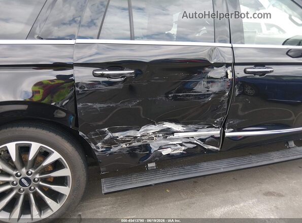 5LMJJ3LT5MEL19095 2021 LINCOLN NAVIGATOR Черный Вид спереди