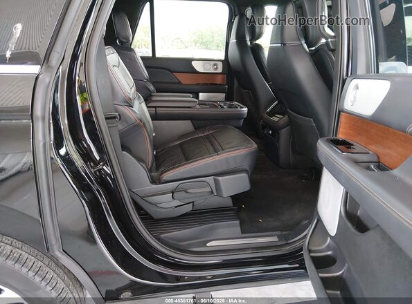 5LMJJ3TGXREL15098 2024 LINCOLN NAVIGATOR Black VIN კოდის სტიკერის ხედი
