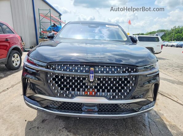 5LMPJ8J40SJ890940 2025 LINCOLN NAUTILUS Black Front view