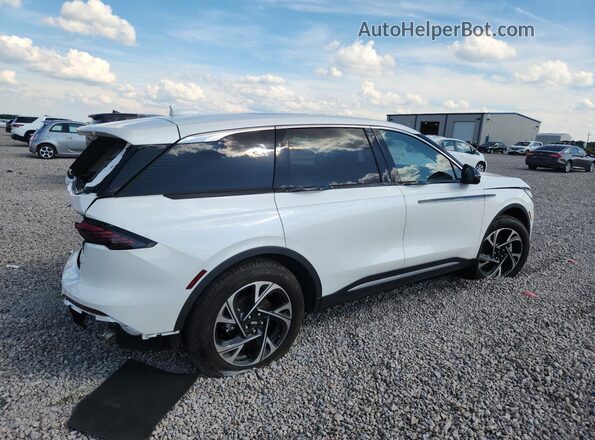 5LMPJ8J40SJ906456 2025 LINCOLN NAUTILUS White Հետևի աջ