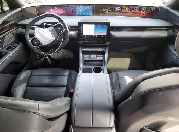 5LMPJ8K47SJ908686 2025 LINCOLN NAUTILUS Black Dashboard view