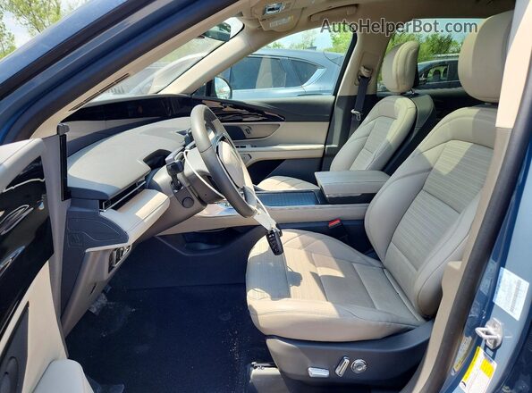 5LMPJ8KA4SJ963005 2025 LINCOLN NAUTILUS Blue Սալոնի դիմացի տեսք