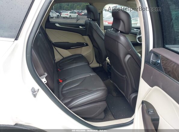 5LMTJ3DH5KUL34816 2019 LINCOLN MKC White VIN კოდის სტიკერის ხედი