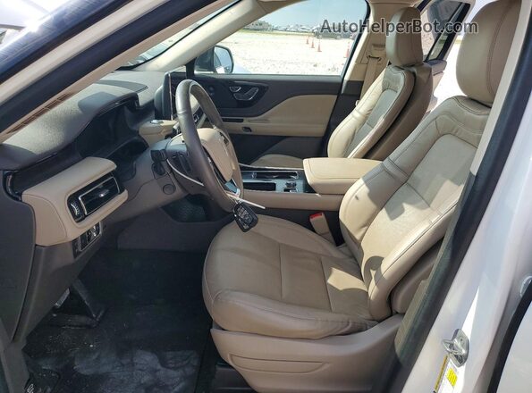 5LMYJ8XY5PNL00133 2023 LINCOLN AVIATOR White Vista interior delantera