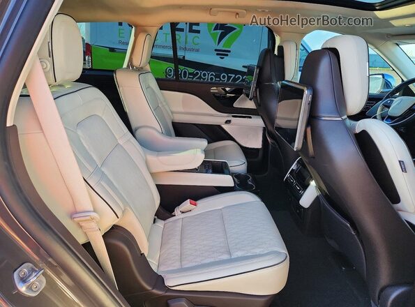 5LMYJ9YY4LGL25382 2020 LINCOLN AVIATOR Gray 
