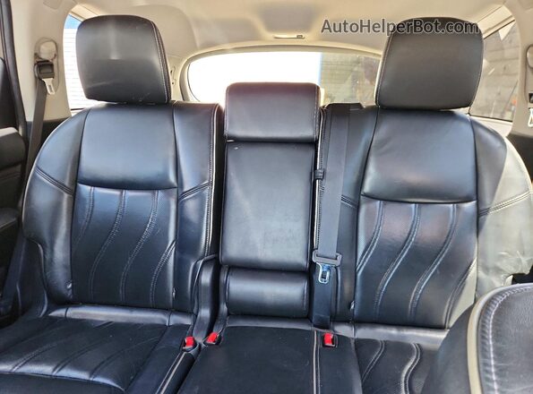 5N1AL0MM5GC516643 2016 INFINITI QX60 Silver Rear seats view