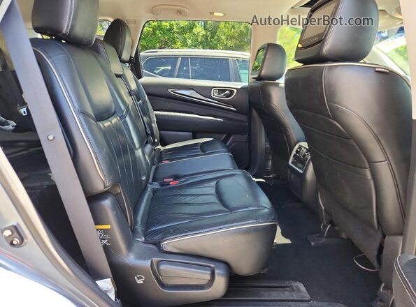 5N1AL0MM5GC516643 2016 INFINITI QX60 Silver Rear interior view