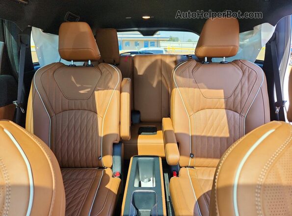 5N1AL1HU2TC345828 2026 INFINITI QX60 White უკანა სავარძლების ხედი