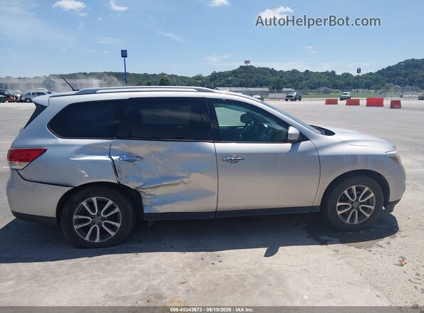 5N1AR2MM6GC648370 2016 NISSAN PATHFINDER Silver Вид задньої частини салону
