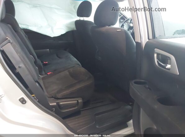 5N1AR2MN0GC665559 2016 NISSAN PATHFINDER Silver VIN կոդի պիտակի տեսք