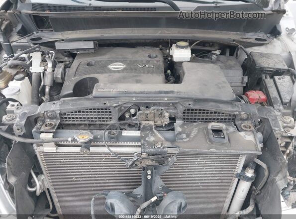 5N1AR2MN2GC622261 2016 NISSAN PATHFINDER Silver Հետևի տեսք