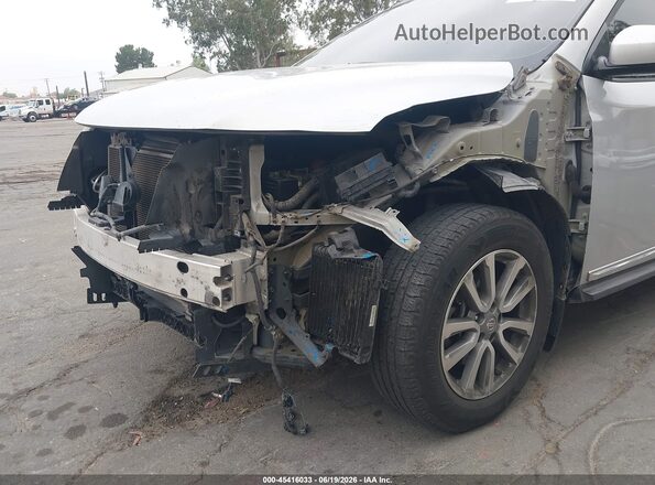 5N1AR2MN2GC622261 2016 NISSAN PATHFINDER Silver Դիմացի տեսք