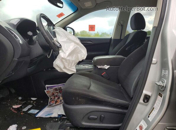 5N1AR2MN5GC615031 2016 NISSAN PATHFINDER Silver Вид салону спереду