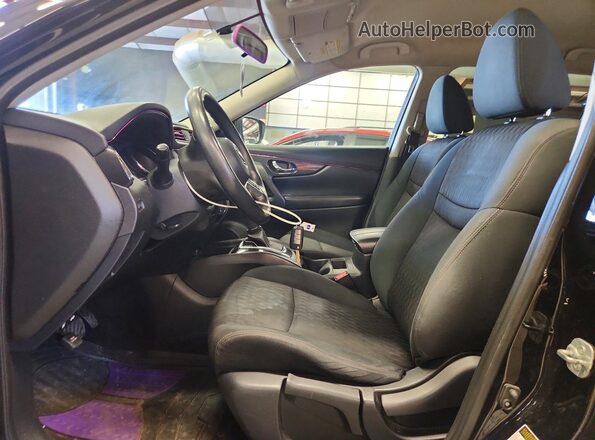 5N1AT2MM1HC741994 2017 NISSAN ROGUE Black Вид салону спереду