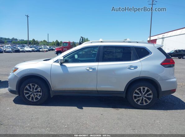 5N1AT2MM1HC757273 2017 NISSAN ROGUE Серебряный Панорамный вид салона 360°