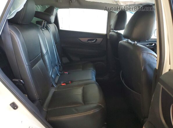 5N1AT2MM2GC799885 2016 NISSAN ROGUE White Rear seats view