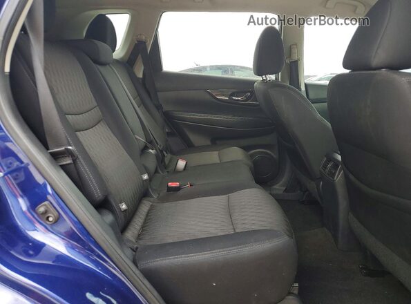 5N1AT2MN9HC740214 2017 NISSAN ROGUE Blue Vista interior trasera