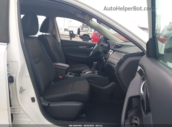 5N1AT2MT0HC742478 2017 NISSAN ROGUE White Vista interior delantera