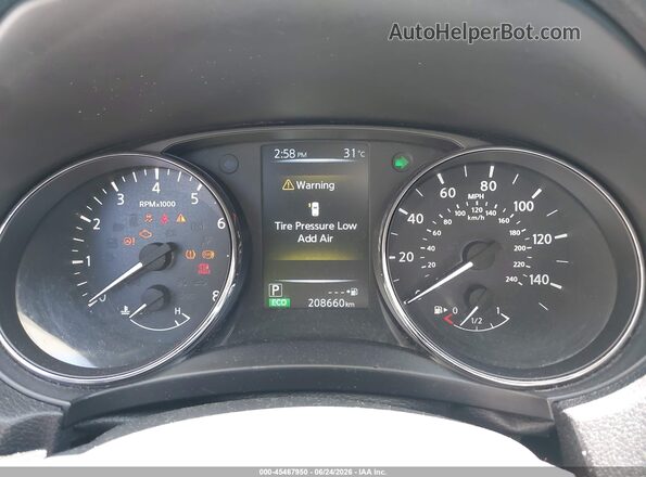 5N1AT2MT0HC787968 2017 NISSAN ROGUE White Widok tylnych siedzeń
