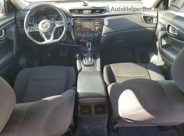5N1AT2MT0HC847103 2017 NISSAN ROGUE White Dashboard view