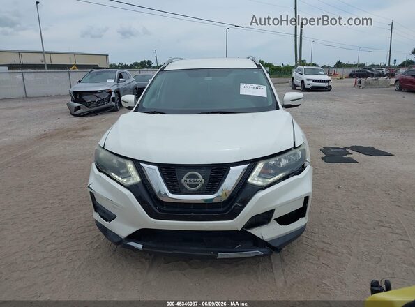 5N1AT2MT0HC883406 2017 NISSAN ROGUE White Widok zestawu wskaźników