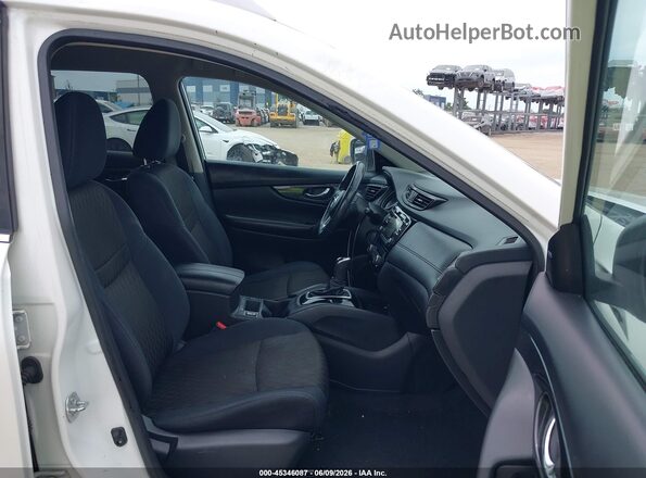 5N1AT2MT0HC883406 2017 NISSAN ROGUE White Widok wnętrza z przodu