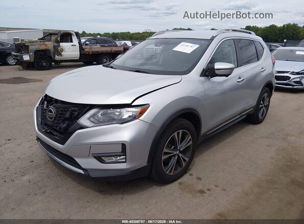 5N1AT2MT0JC778306 2018 NISSAN ROGUE Серебряный Передняя левая четверть
