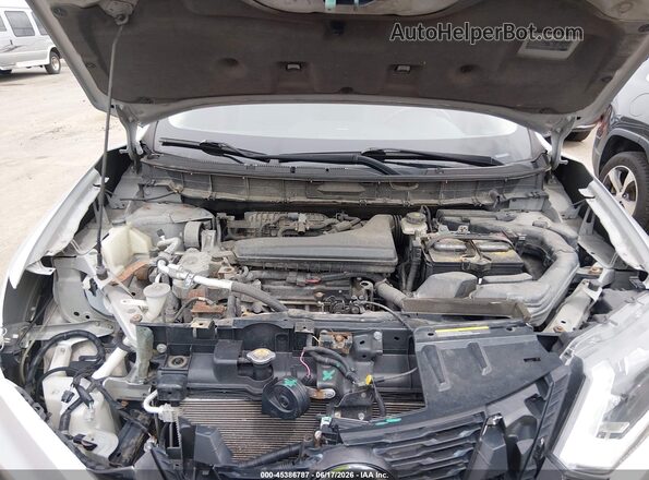 5N1AT2MT0JC778306 2018 NISSAN ROGUE Серебряный Вид сзади