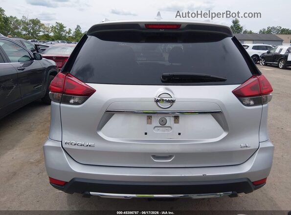 5N1AT2MT0JC778306 2018 NISSAN ROGUE Серебряный 