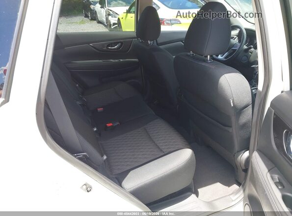 5N1AT2MT0JC801972 2018 NISSAN ROGUE White VIN კოდის სტიკერის ხედი