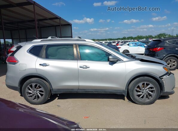 5N1AT2MT1GC746456 2016 NISSAN ROGUE Silver Widok wnętrza z tyłu