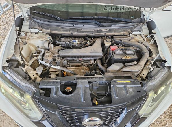 5N1AT2MT1HC756079 2017 NISSAN ROGUE White Սալոնի հետևի տեսք