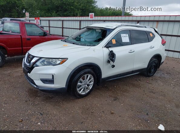5N1AT2MT1HC882541 2017 NISSAN ROGUE White წინა მარცხენა ხედი სამი მეოთხედიდან